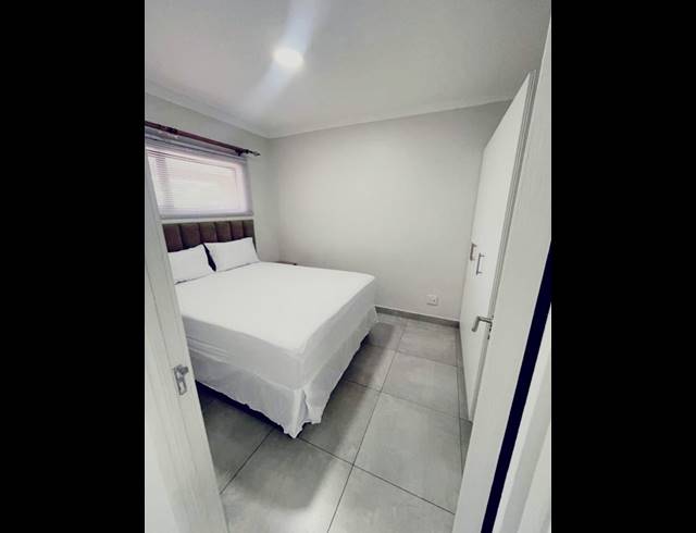 1 BEDROOM APARTMENT FOR SALE IN HAYFIELDS